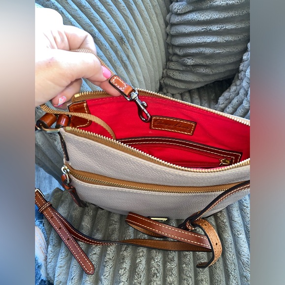 Dooney & Bourke pebble grain crossbody - Picture 9 of 13
